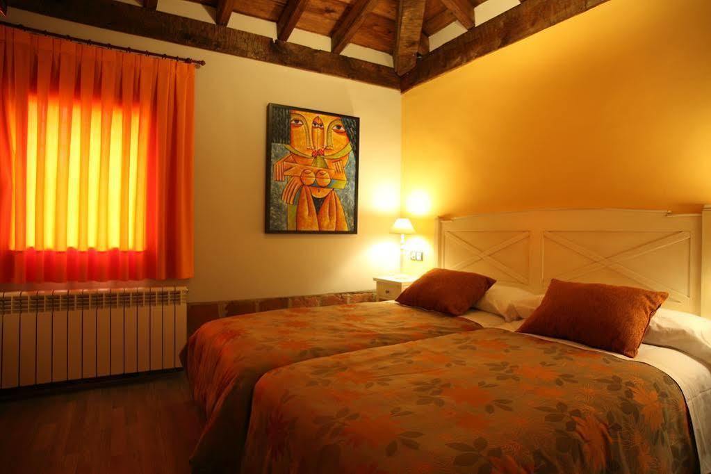 Douris Temple Hotel Soria Eksteriør billede